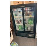 TRUE BRAND BEVERAGE FRIDGE (WORKS)