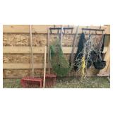 STALL RAKES, HAY NET & FEED BAGS