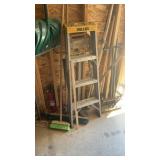 KELLER 4' LADDER, BROOMS, ROLLER PACKER & MISC.