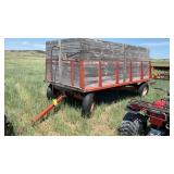 HYDRAULIC LIFT FORAGE WAGON