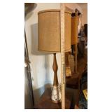 TABLE LAMP & MUSIC CD'S W/ CABINET