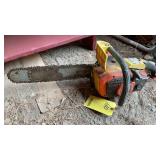 JOHN DEERE CHAINSAW (TURNS OVER)