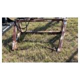 3pt Hydraulic round bale hauler/feeder