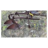 JOHN DEERE 270 TWO BOTTOM PLOW