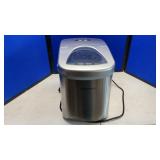 FRIGIDAIRE TABLE TOP ICE MAKER