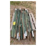 (32)+/- T-POSTS (NEAR NEW)