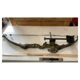 BEAR COMPOUND BOW
