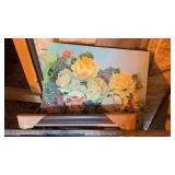 ASSORTED PICTURE FRAMES & ROLLED FOAM