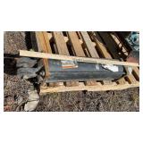 HYDRAULIC CYLINDER