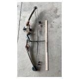 BEAR ONE COMPOUND BOW, CASE AND ARROWS