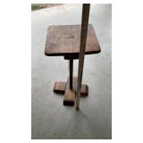 HANDMADE WOODEN PEDESTAL