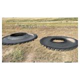 (8) rubber tire mineral/cake feeders