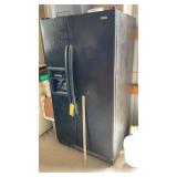 KENMORE (2) DOOR FRIDGE (WORKS)