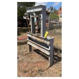 POWER-TWIN BRAND 30 TON CAP. FREESTANDING PRESS
