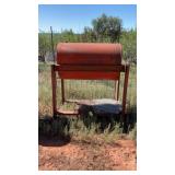 250 GAL. FUEL TANK ON STAND