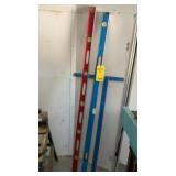(2) 6' LEVELS & SQUARE