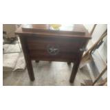 WOOD TABLE / COOLER