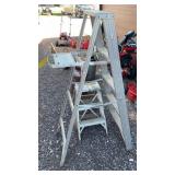 (2) STEP LADDERS & 4' LADDER