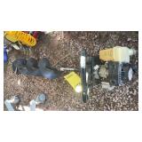 MAGNUM III GAS ICE AUGER  (TURNS OVER)