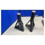 JACK STANDS & DROP HITCH