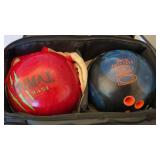 (2) BOWLING BALLS, BAG AND (4) BOWLING PINS