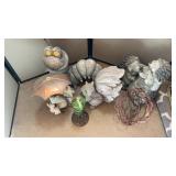 (6) GARDEN DECORATIONS