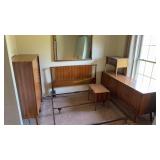Lane Mid Century Modern 6 pc Bedroom Suit