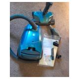 Kenmore vacuum 400 series w/ hepa filter
