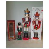2 Nutcrackers. King Nutcracker & Alstrrtor