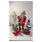 Vintage Santa & Other Christmas Figures.