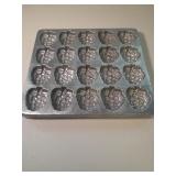 Anton Reiche Grape Cluster Baking Mold No 3663