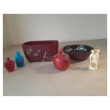 Asian Bowls, Figures