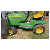 John Deere 325  lawn tractor w/48in mower deck
