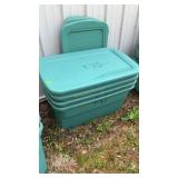 4 - Plastic storage tubs w/lids