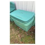 4 - Plastic storage tubs w/lids