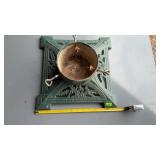 Cast iron tree stand, 6'radius