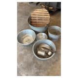 Galvanized tub & bucket, aluminum pans