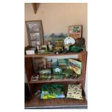 John Deere Collectables. Lunch Boxes, Pictures,