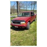 2002 GMC SLS Sonoma 4-door truck w/4-whl drive