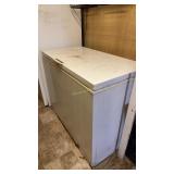 Frigidaire Heavy Duty Commercial Chest Freezer