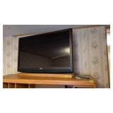40 inch RCA Flatscreen TV with remote