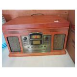 Crosley CR2405A Director CD Recorder AM/FM Radio