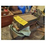 HITACHI FINELINE ELECTROMAGNETIC CHUCK, 6"x12"