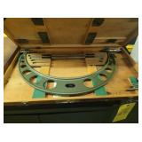 MITUTOYO 16-20" MIC, W/ 2 STANDARDS, CASE