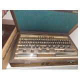 GAGE BLOCK SET & CYLINDER GAGE BLOCKS