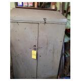 METAL CABINET & LOCKER