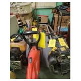 B&D CORDLESS STRING TRIMMER