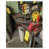 BENCH VISE & BENCH