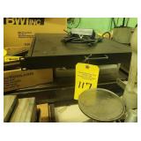 COMPUTER, KEYBOARD/SCREEN COMBO IN CASE