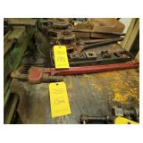 PIPE WRENCH